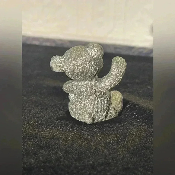 Vintage Miniature pewter bear figurine. circa estimated 1980s-90s - Picture 4 of 7